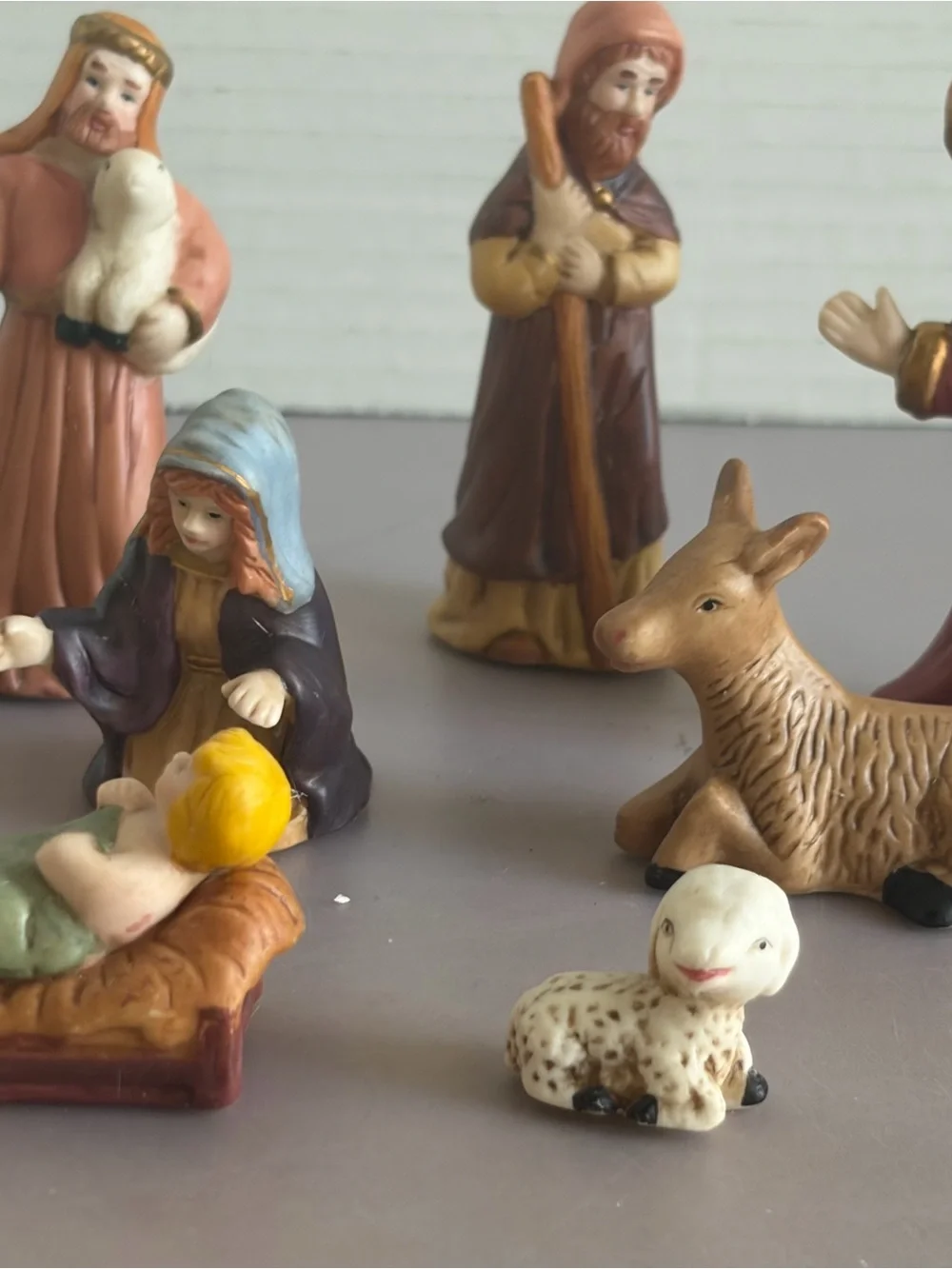 Hand-Painted Small Nativity Figurine Set - Assorted Colors